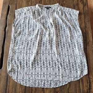 Banana Republic Print Medium Blouse